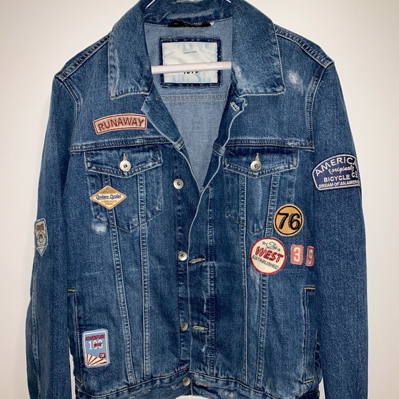 Zara denim jean jacket w/ embroidered patches - Picture 1 of 3